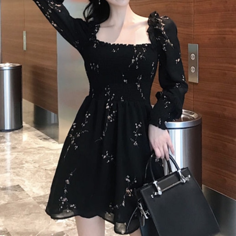 YesStyle Square Neck Floral Long Sleeve A-Line Dress